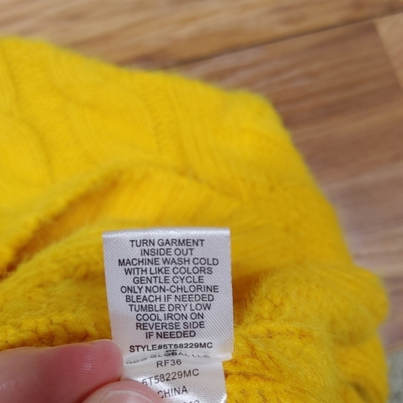 Sun + Moon Yellow Turtleneck Cable Knit Sweater Size XS - Picture 9 of 13